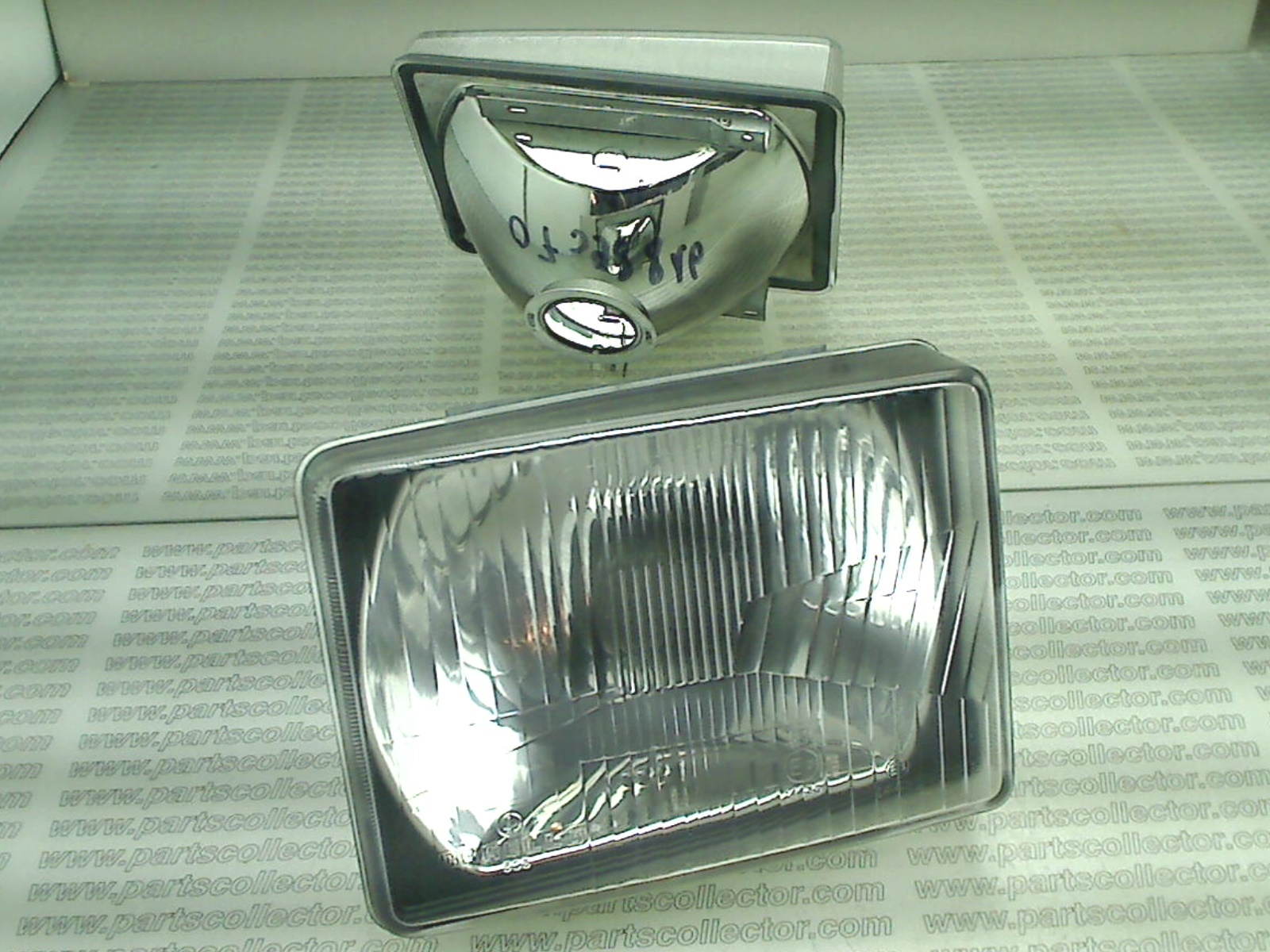 FRONT RH LIGHT